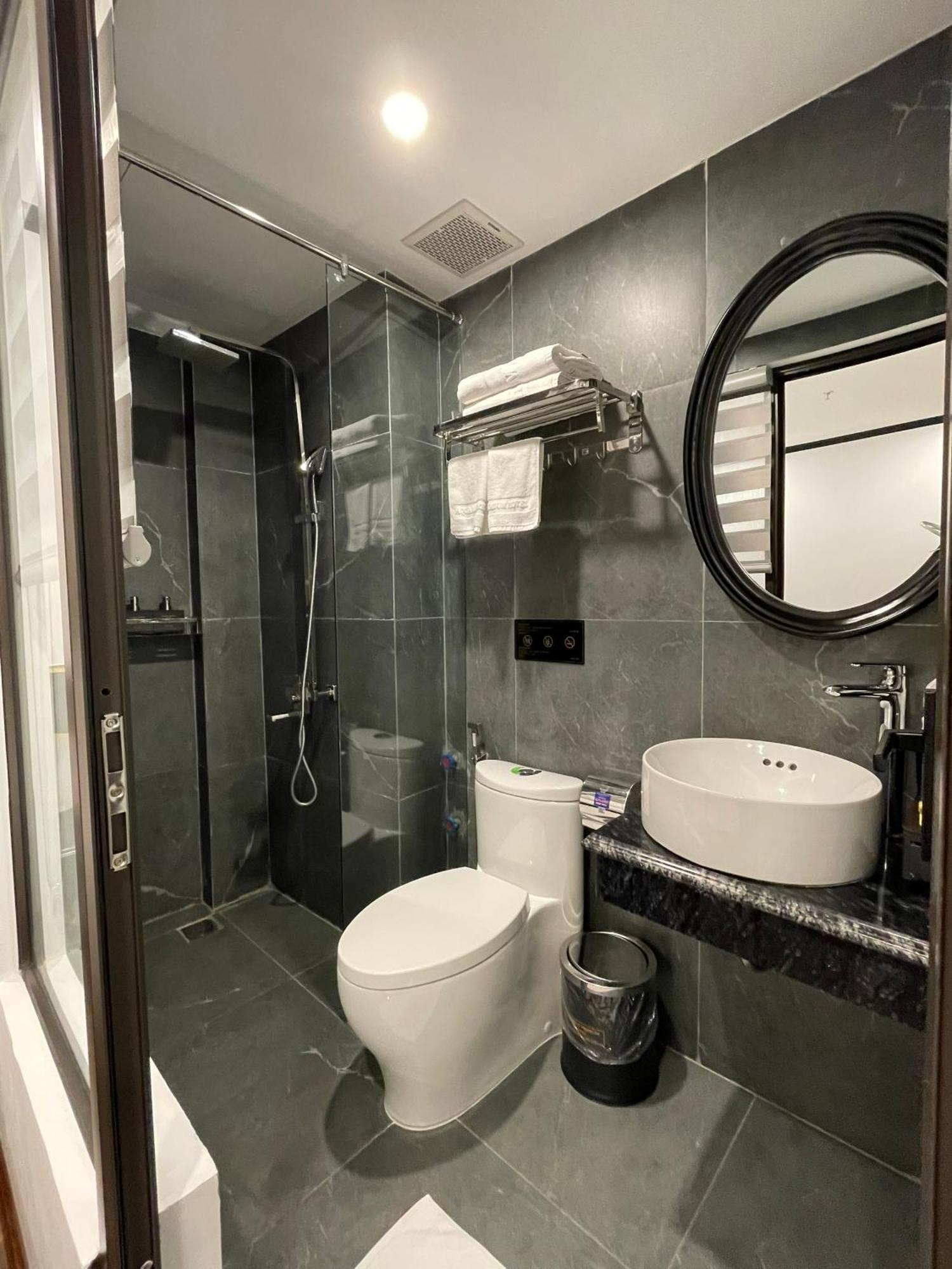Aquarius Premium Hotel