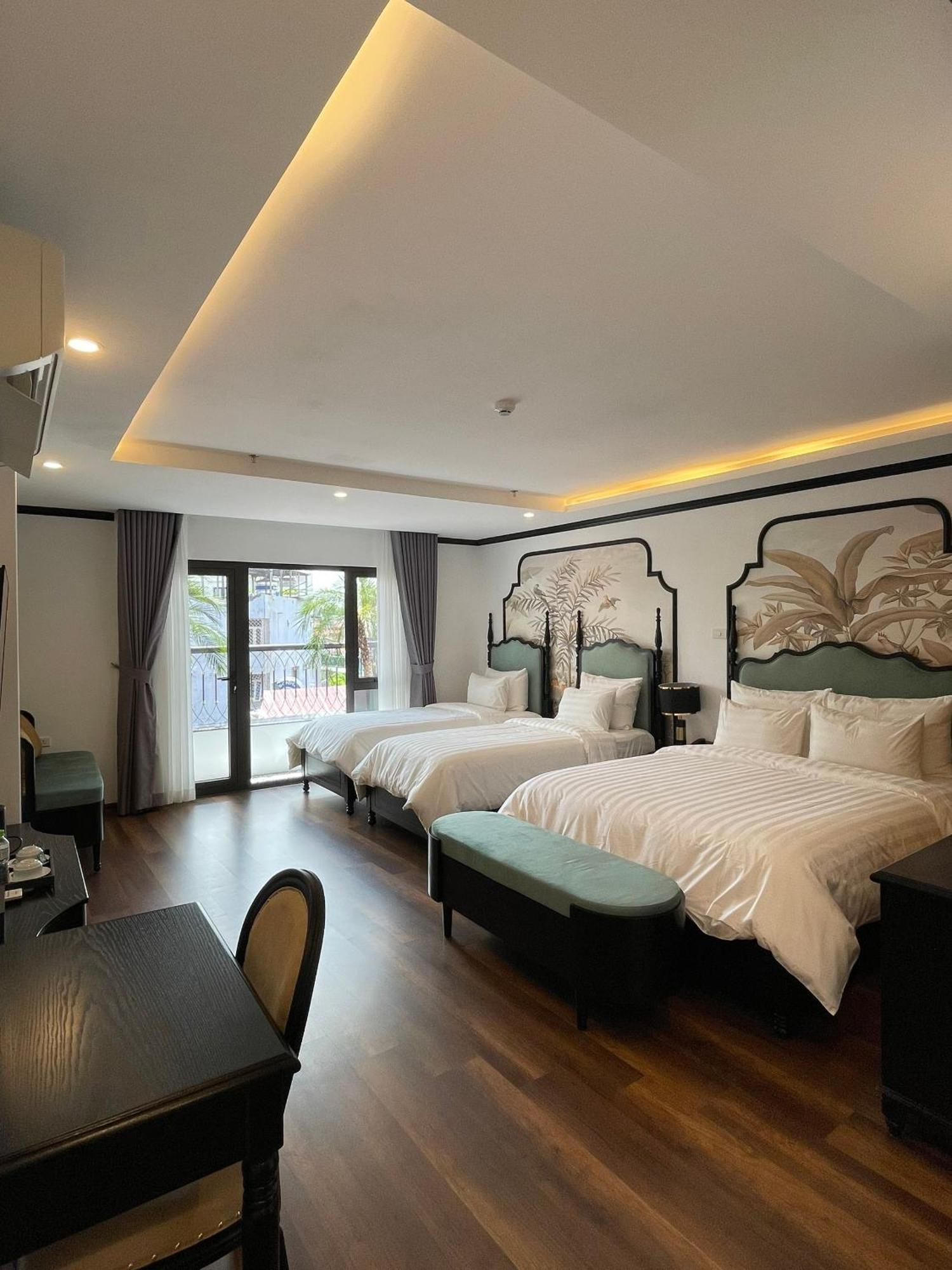 Aquarius Premium 4* Hanoi